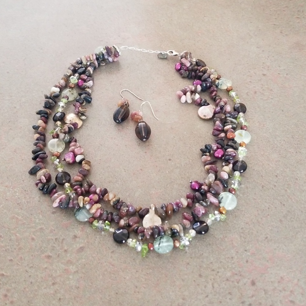 3 Strand Stone and Glass Bead Necklace w/Matching